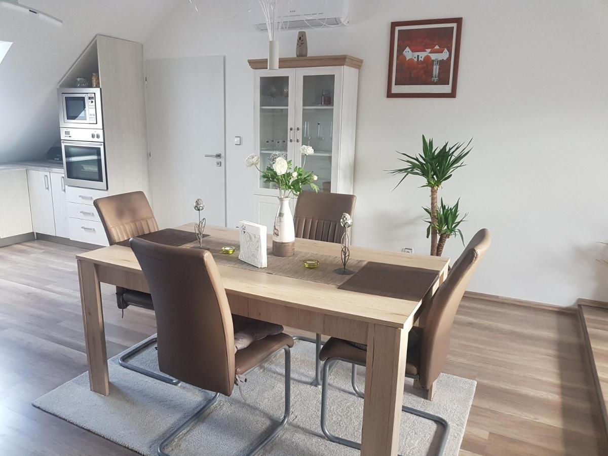 Ubytování U Špačků Pálava Novosedly  Esterno foto