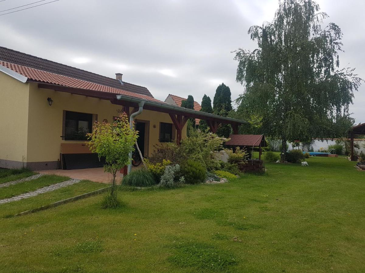 Ubytování U Špačků Pálava Novosedly  Esterno foto